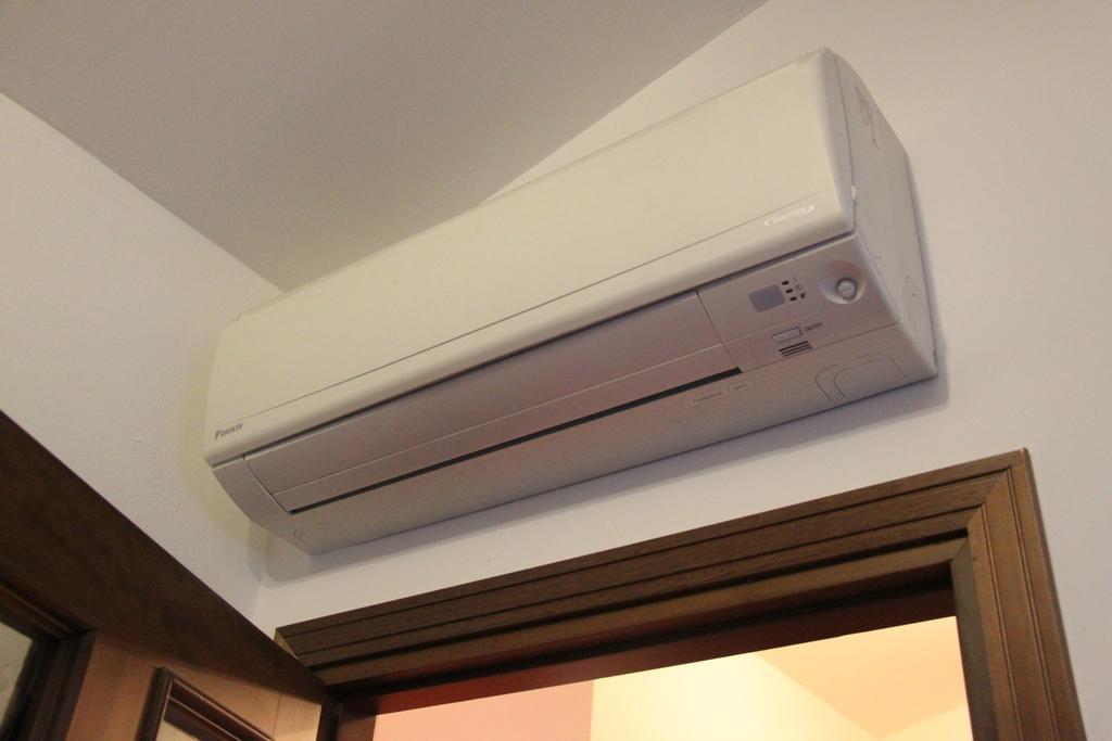 La Mansarda Di Legno Apartment Turin Room photo